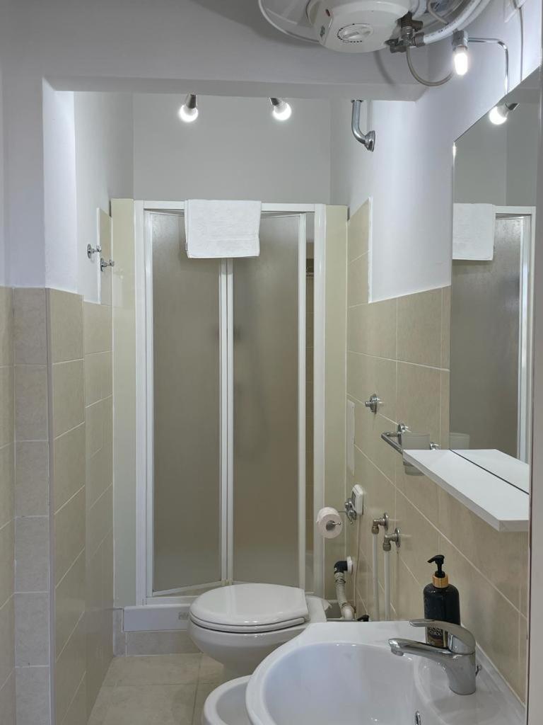 C3 - Iun R5385 Hotel Каляри Екстериор снимка